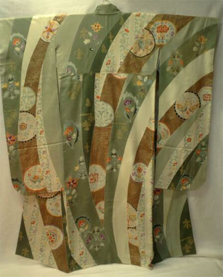 きものレンタルyoshiの振袖